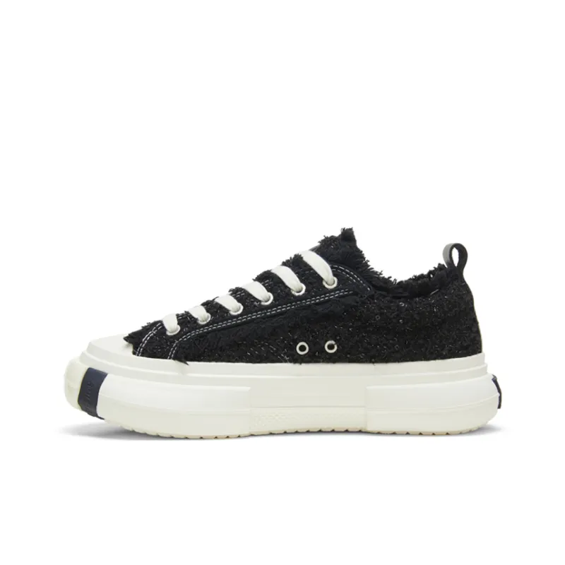 SMILEREPUBLIC Slip Resistant Height Increasing Low Top Canvas Shoes Unisex Black-1