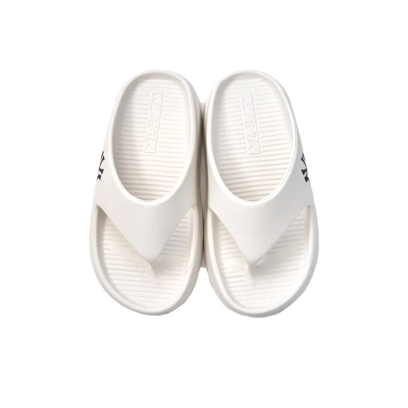 MLB New York Yankees Abrasion Resistant Slip Resistant Flip Flops Unisex White-3