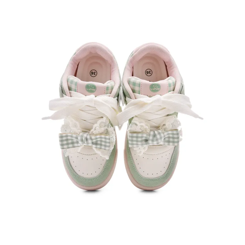 Lovely You Lightweight Anti Slip Low Top Skateboard Shoes Women's-18