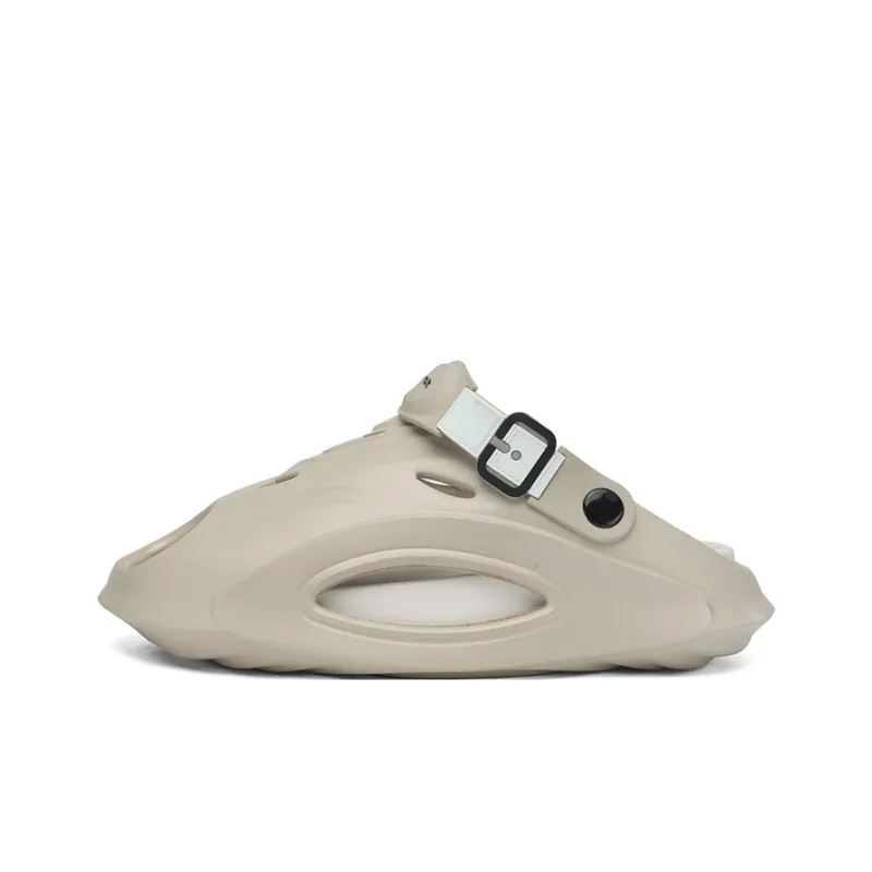 Budding Bear Beach Sandals Men's-15