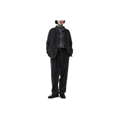 White Mountaineering X UNIQLO White Mountaineering Co-titled Series Down cinzento jackets Unisex Black