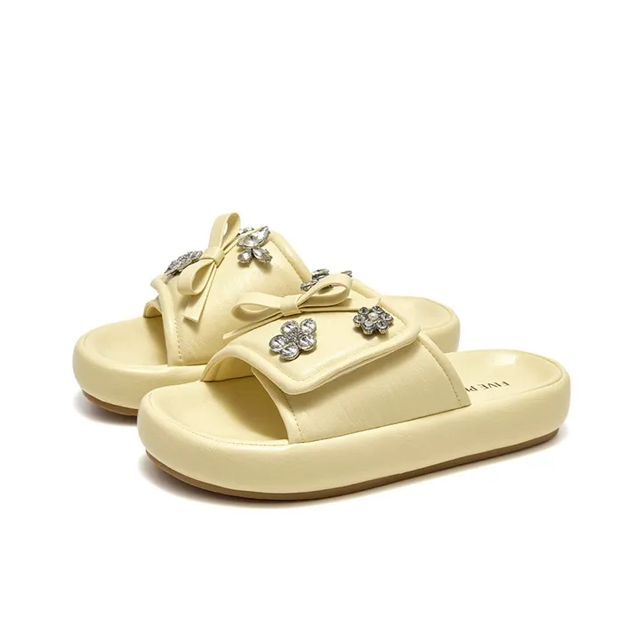 FIVE PLUS Rhinestone Slip Resistant Slide Slippers Women's-9