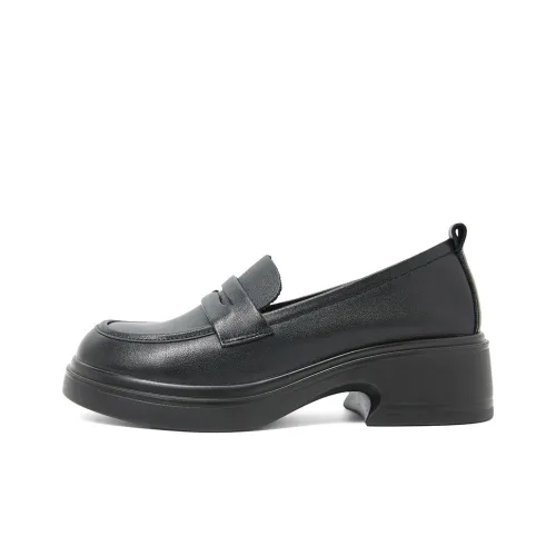 COMELY Loafers Women's Black/Ecru