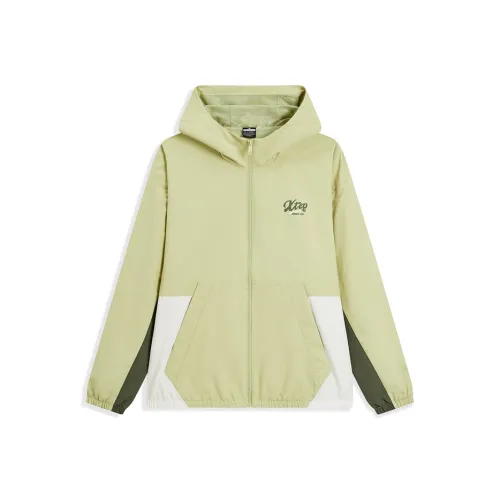 XTEP Jackets & Coats Unisex Tea Mountain Green/Cotton White/Light Tea Green