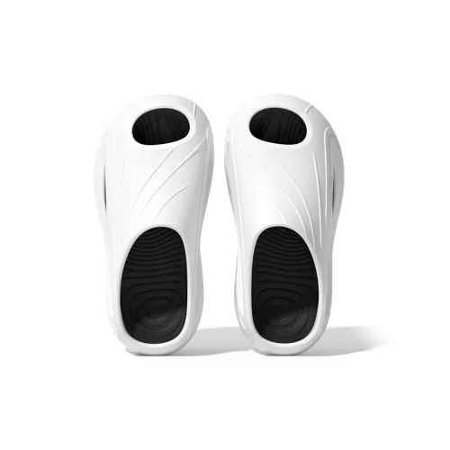 Avonlee Slippers / Home Slippers
