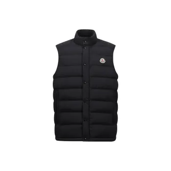 Moncler Barthe Logo Patch Quilted Gilet