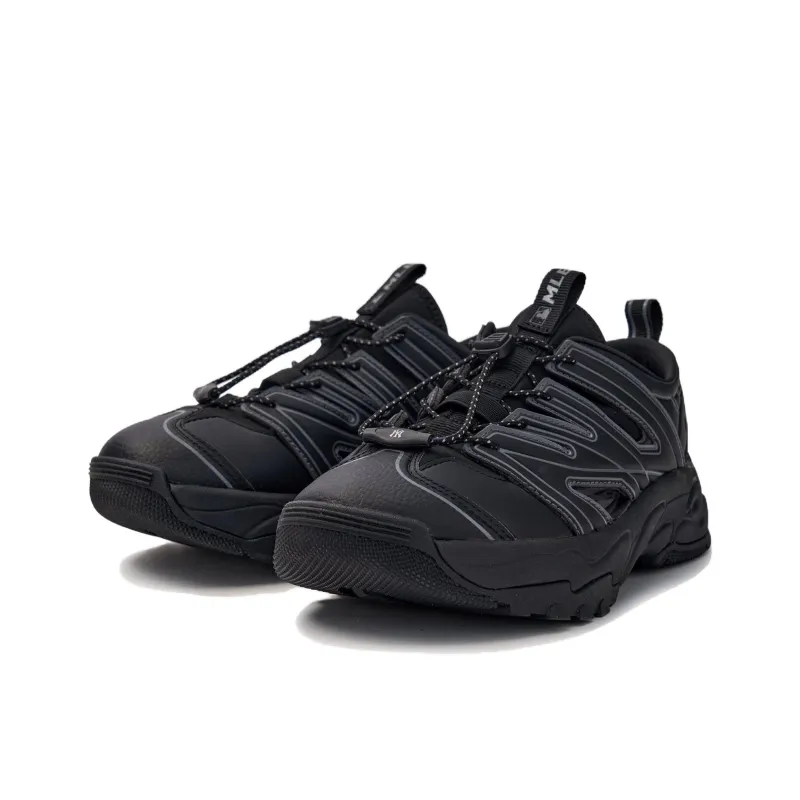 MLB New York Yankees Slip Resistant And Breathable River Trekking Shoes Unisex Black-2