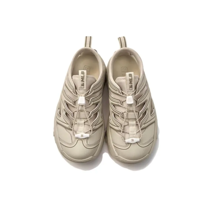 MLB New York Yankees Slip Resistant And Breathable River Trekking Shoes Unisex Beige-3