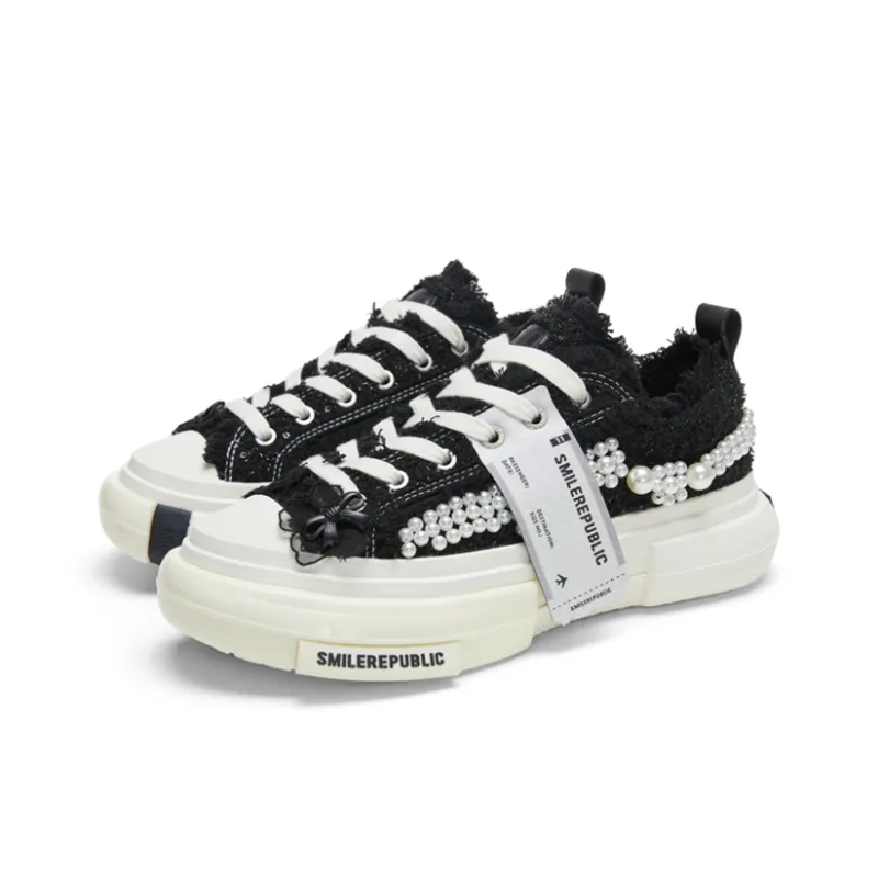 SMILEREPUBLIC Slip Resistant Height Increasing Low Top Canvas Shoes Unisex Black-2
