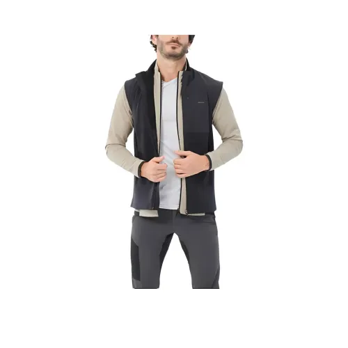 DECATHLON MH500 QUECHUA Vest Men's Black