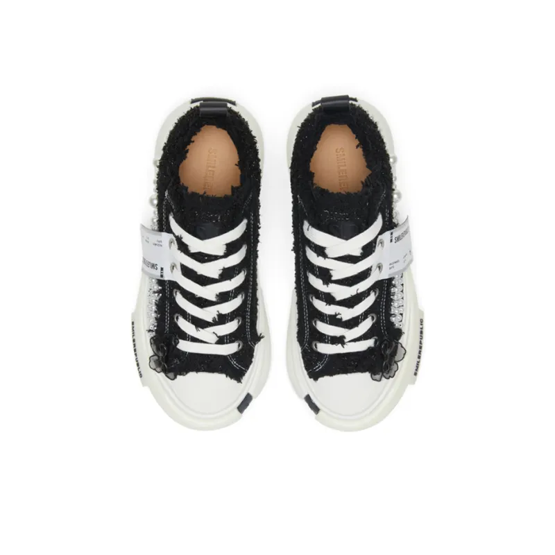 SMILEREPUBLIC Slip Resistant Height Increasing Low Top Canvas Shoes Unisex Black-3