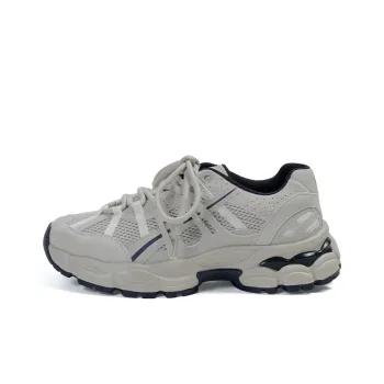 Earl Cat Low Top Chunky Sneakers Women's