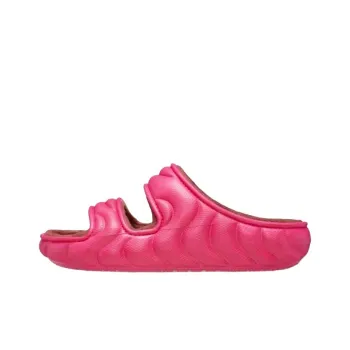 Crocs Classic Cozzzy Overpuff Sandal Dragon Fruit