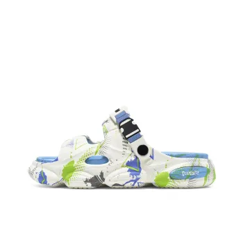 Budding Bear Beach Sandals Unisex