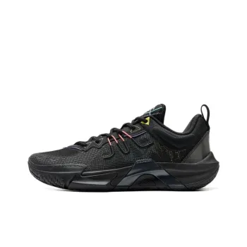 XTEP Anti Slip Wear Resistant Low Top Basketball Shoes Men's Black