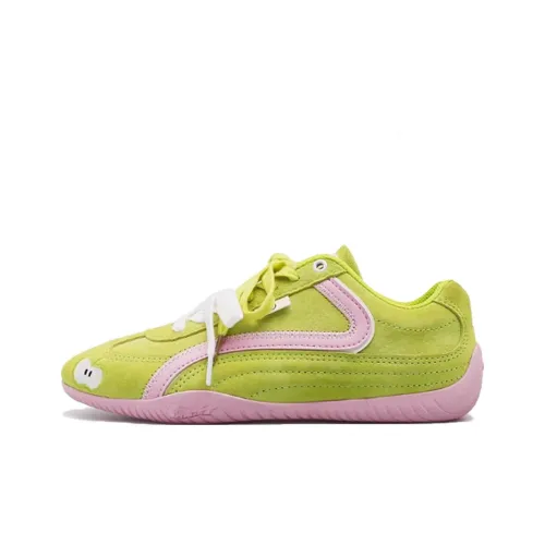 ABCYLM Cushioning, Slip Resistant, Lightweight Low Top Casual Shoes Women's Apple Green