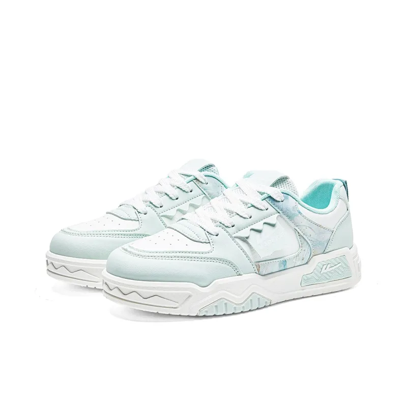 Warrior Lightweight And Breathable Low Top Skateboard Shoes Women's Light Green White-3