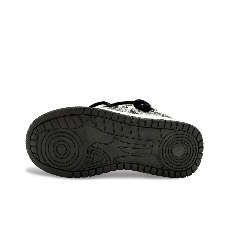 ITGI Slip Resistant, Abrasion Resistant, Breathable Low Top Skateboard Shoes Unisex White Black-5