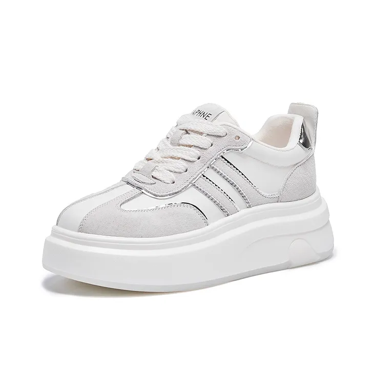 DAPHNE Anti Slip Wear Resistant Low Top Skateboard Shoes Women's-1