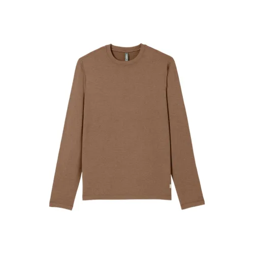 Vuori T Shirts Men