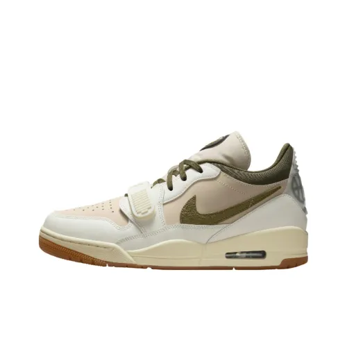Jordan Legacy 312 Anti Slip Wear Resistant Low Top Vintage Basketball Shoes Unisex White Green