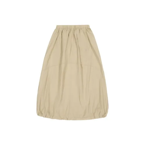 New Balance Casual Long Skirt Women's Woody Brown