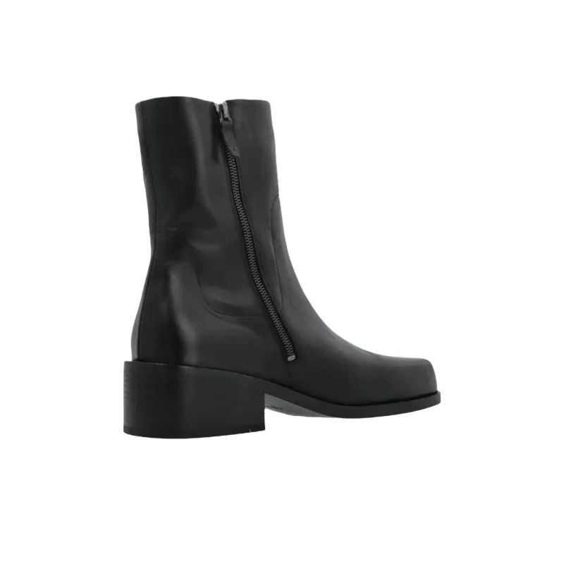 Marsèll Square Toe Zipped Boots-3