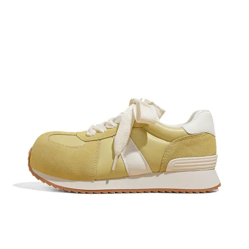 A Poinsettia Princess Casual Shoes Women's