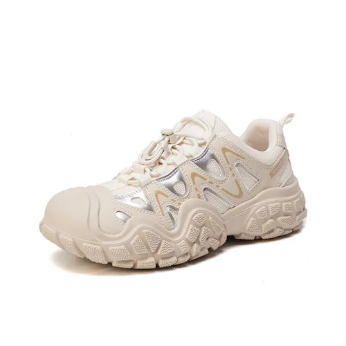 A Poinsettia Princess Cushioning Low Top Casual Shoes Women's Beige Yellow