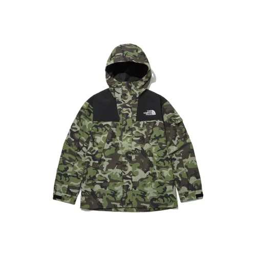THE NORTH FACE Mountain Jackets Coats Men's Green