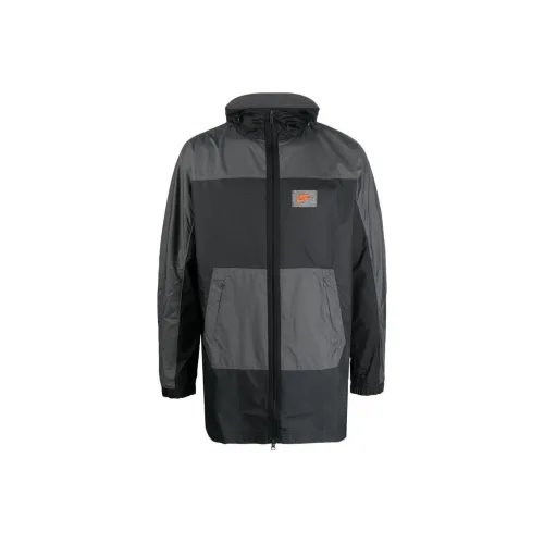 Nike Logo Patch Long Sleeved Windbreaker