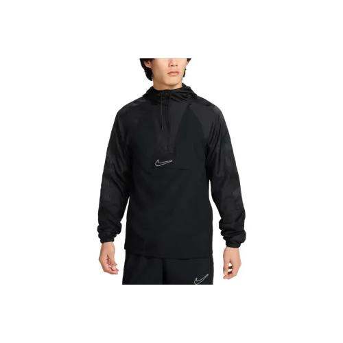 Nike Academy+ Men
s Repel Soccer Anorak Jacket