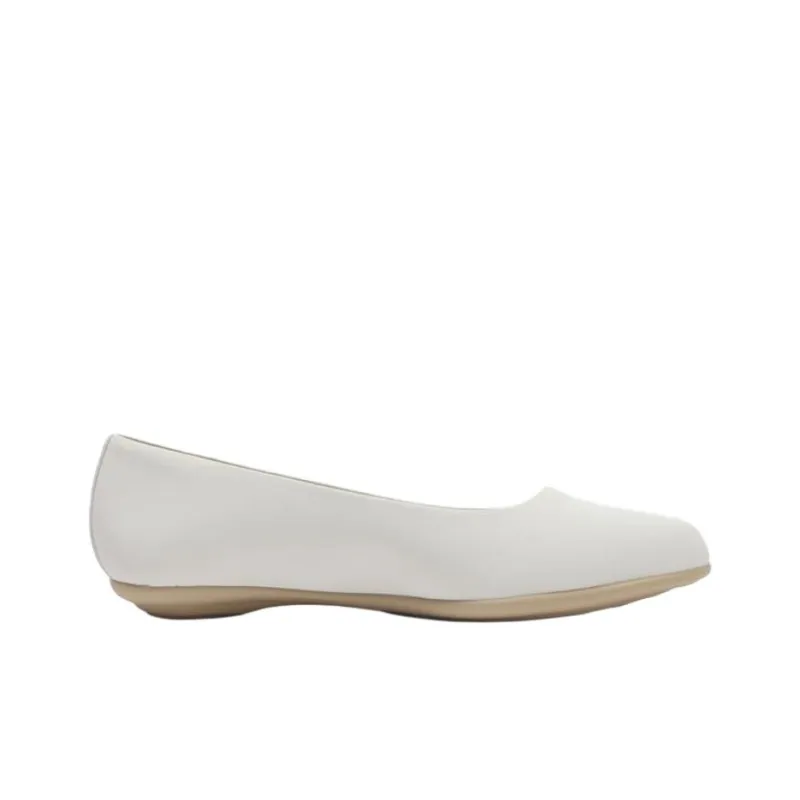 PUMA Women's Casual Shoes Women's White-1