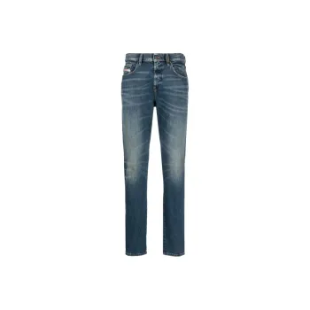 DIESEL 2019 D Strukt Slim Fit Jeans