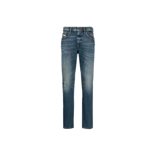 DIESEL 2019 D Strukt Slim Fit Jeans
