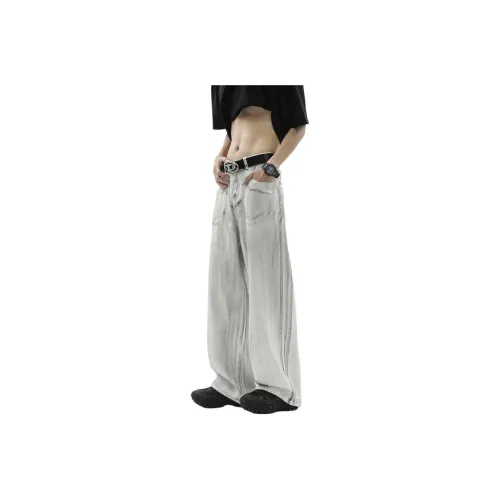 I loved the dress it is simple and stylish and very slimming