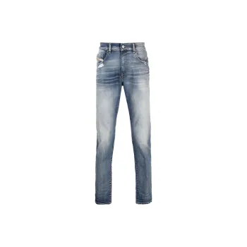DIESEL 2019 D Strukt Slim cut Jeans