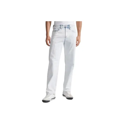Calcetines invisibles con logo retro en blanco de Calvin Klein