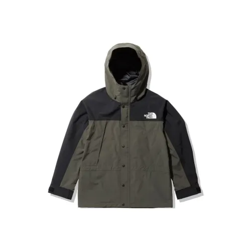 THE NORTH FACE Mountain Jackets Coats Men's Green