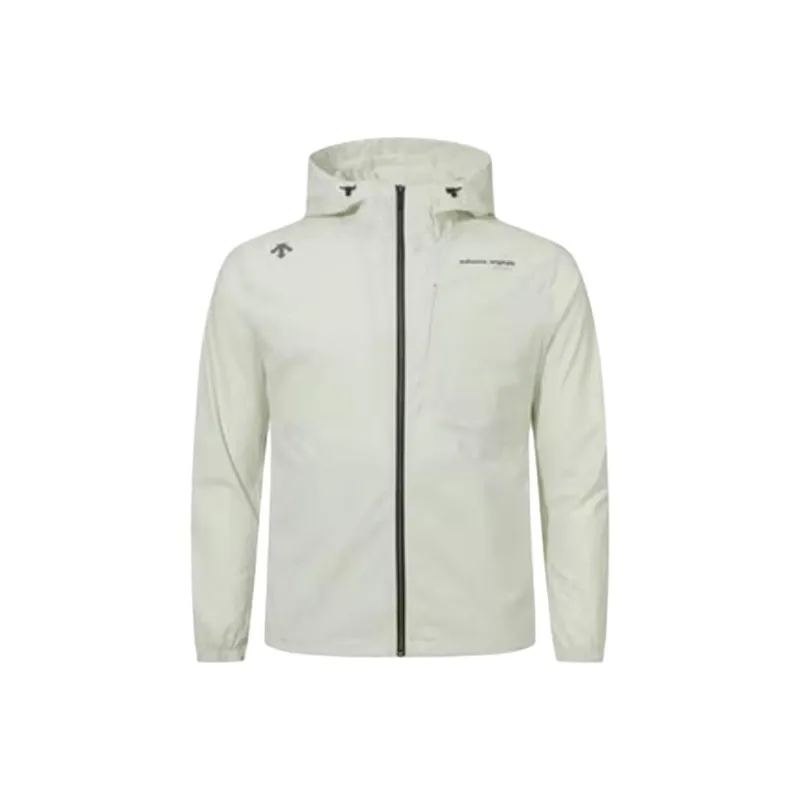 DESCENTE TRAINING Jackets Coats Unisex Black-10
