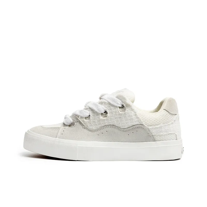 VANSSI Low Top Skateboard Shoes Unisex White-0