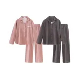 Women's Style in Image Color