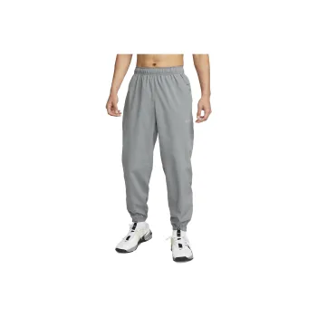 Nike Form Men's Dri FIT Tapered Versatile Pants