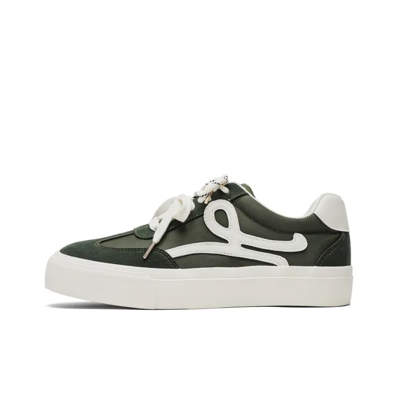 PLAY COBBLER Low Top Skateboard Shoes Men's-10