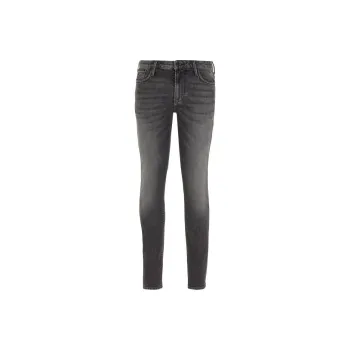 EMPORIO ARMANI J06 Low Rise Logo Patch Slim Fit Jeans