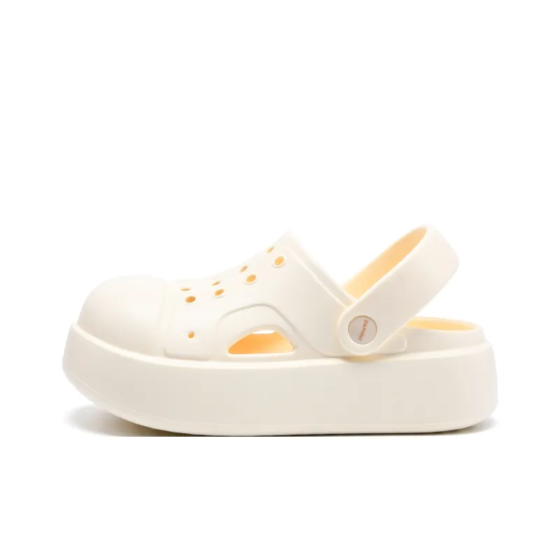 DAPHNE Clogs Women's-0