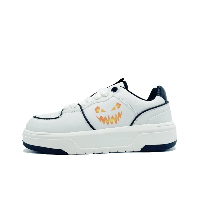 PAIN OR PLEASURE Skateboard Shoes Unisex Black White-0