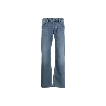DIESEL Larkee Straight leg Jeans