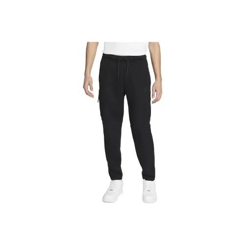 Nike Sportswear Tech Fleece Utility Trousers