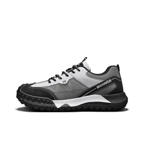 WARRIOR Hiking / Trekking Shoes Men Low Top White